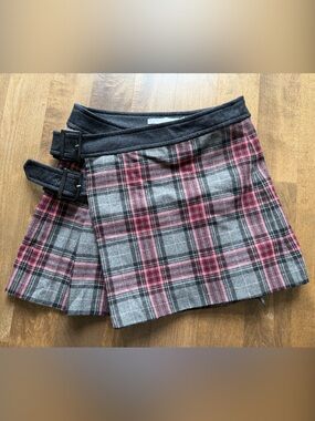 Plaid Wrap Mini Skirt with Buckle Detail - Pink Gray